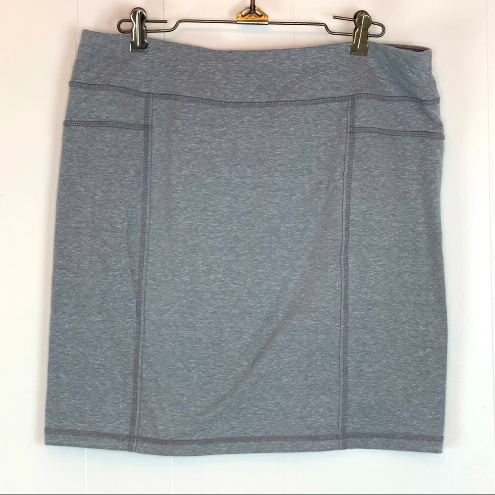 Athleta Grey Athletic Skirt Sz Lg